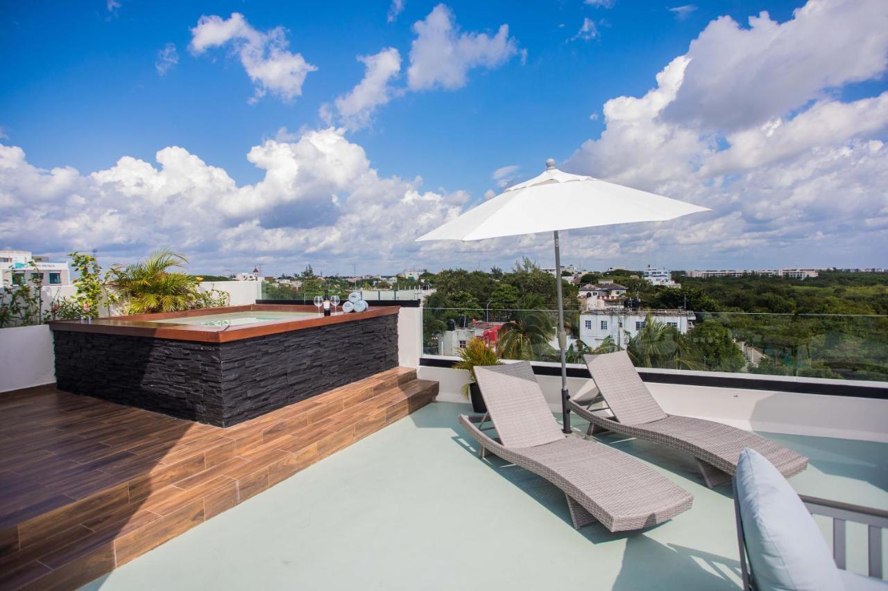 Honey B Suites Playa del Carmen Exterior photo