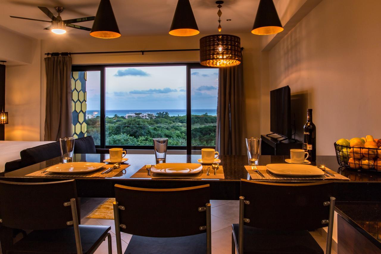 Honey B Suites Playa del Carmen Exterior photo