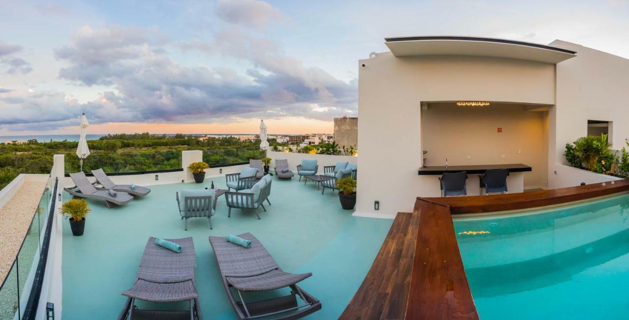 Honey B Suites Playa del Carmen Exterior photo