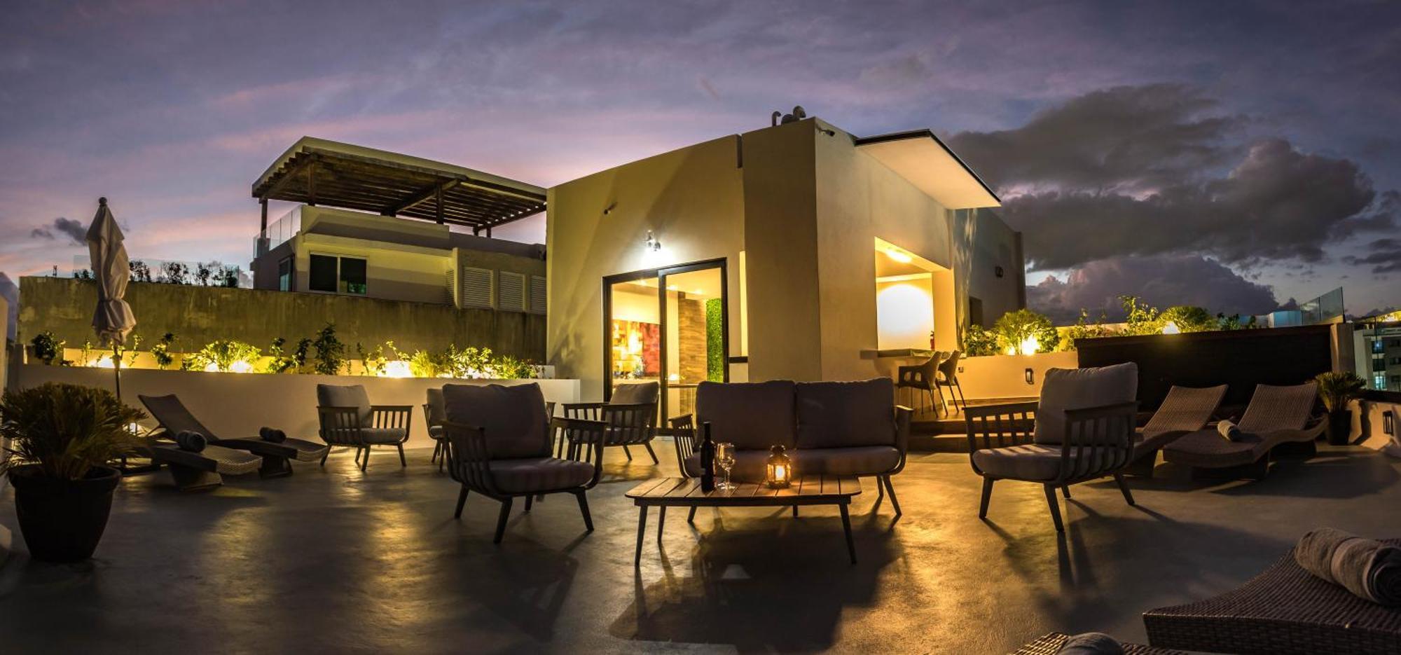 Honey B Suites Playa del Carmen Exterior photo