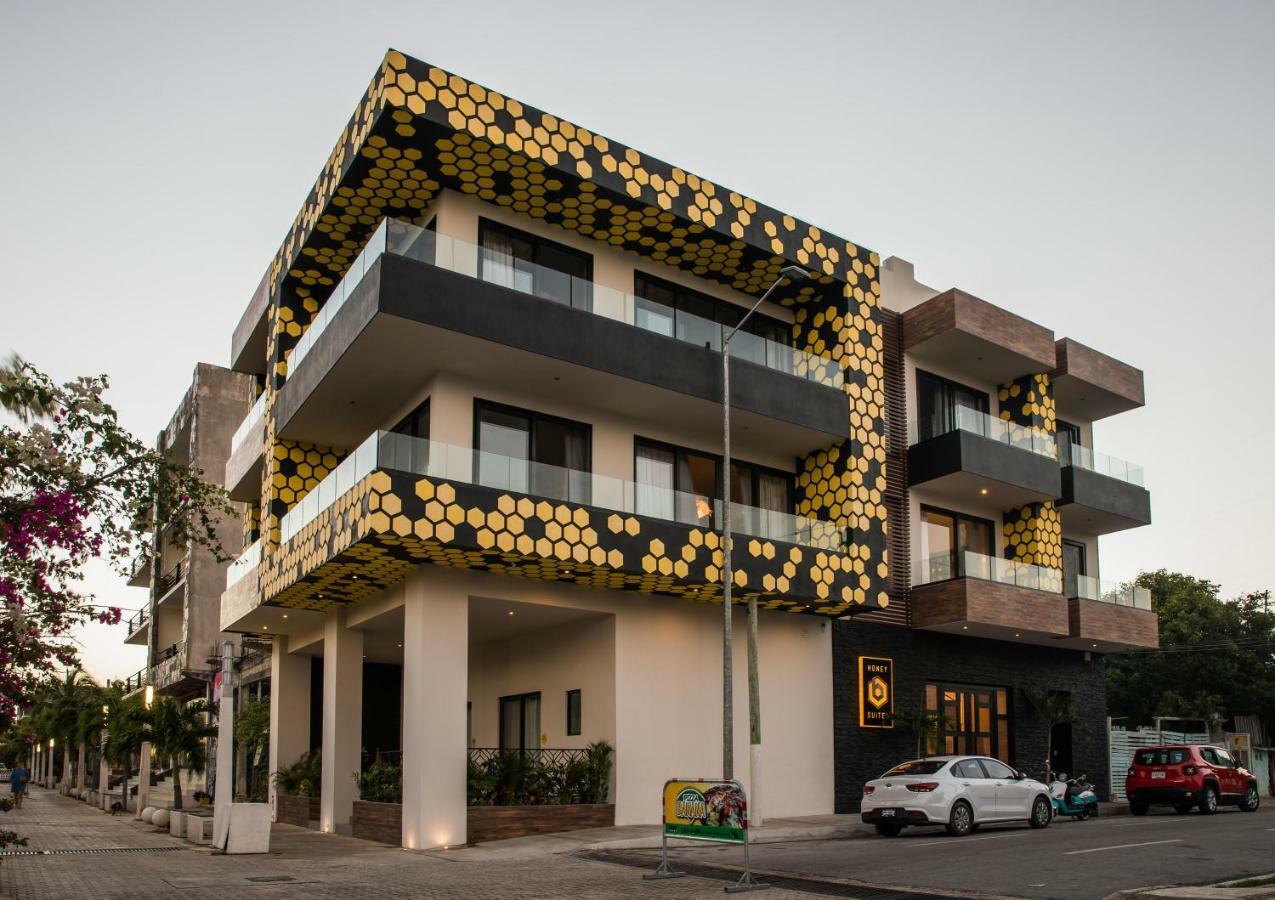 Honey B Suites Playa del Carmen Exterior photo