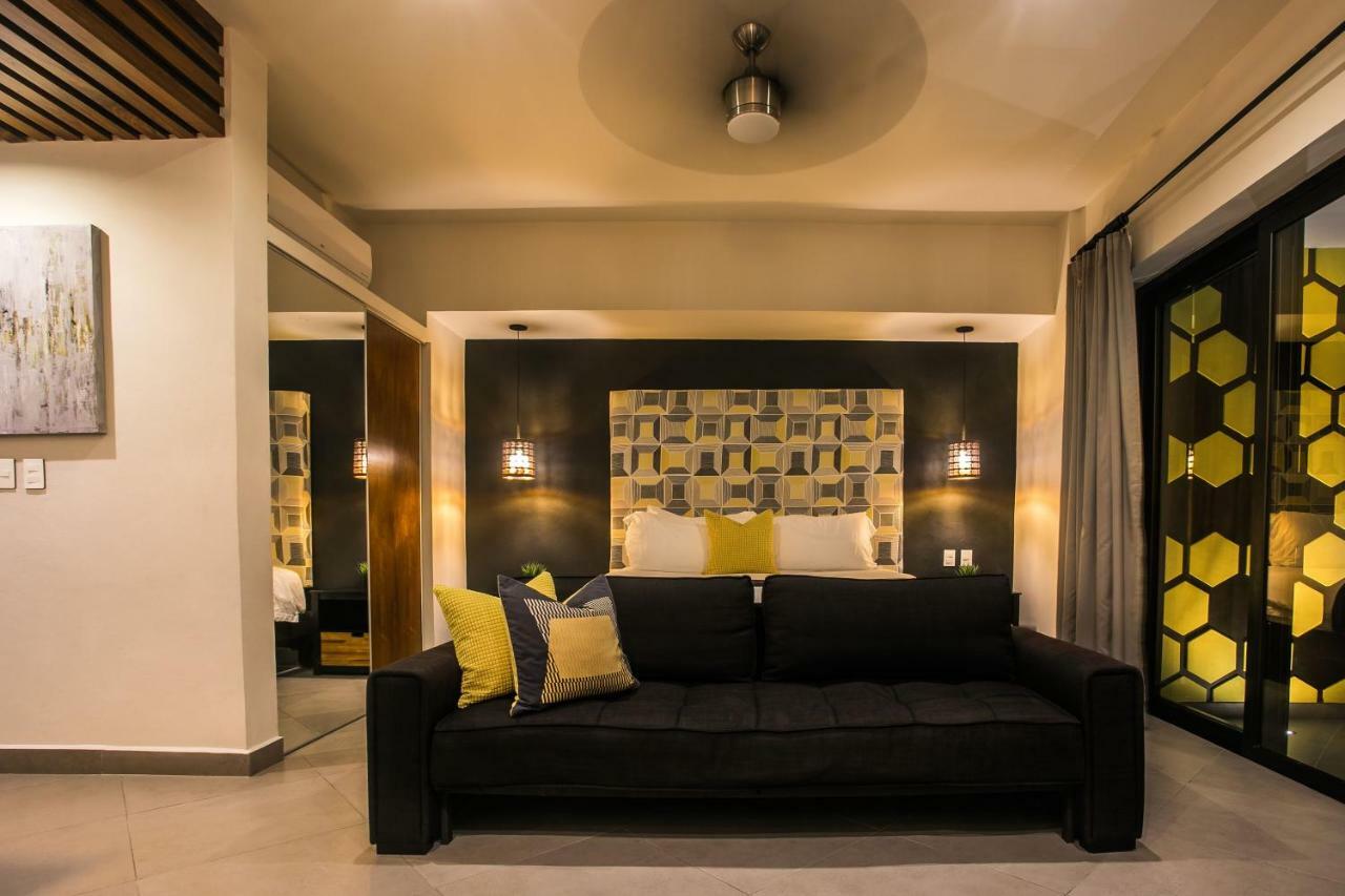 Honey B Suites Playa del Carmen Exterior photo