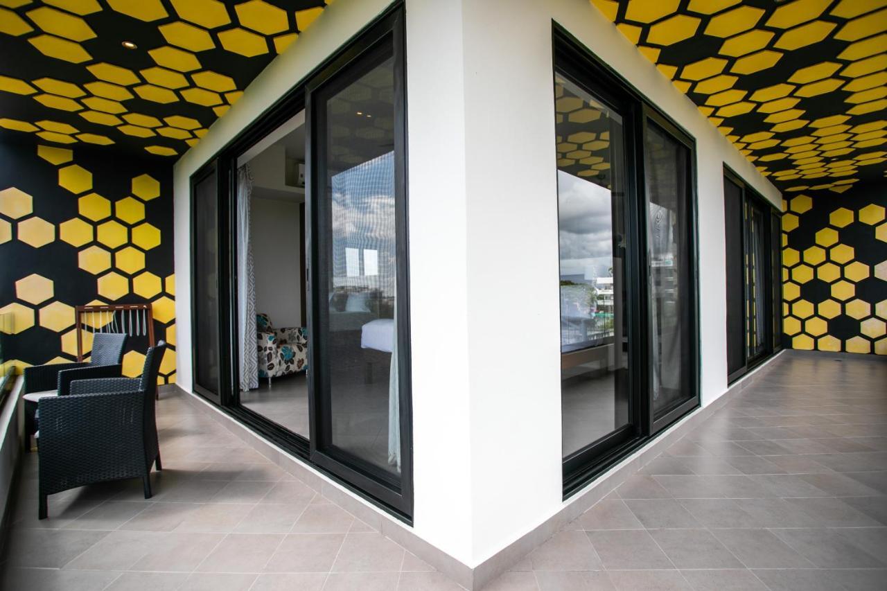 Honey B Suites Playa del Carmen Exterior photo